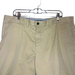 Tommy Hilfiger Men’s Flat Front Khaki Shorts | Classic Tan Chino Shorts Size 40